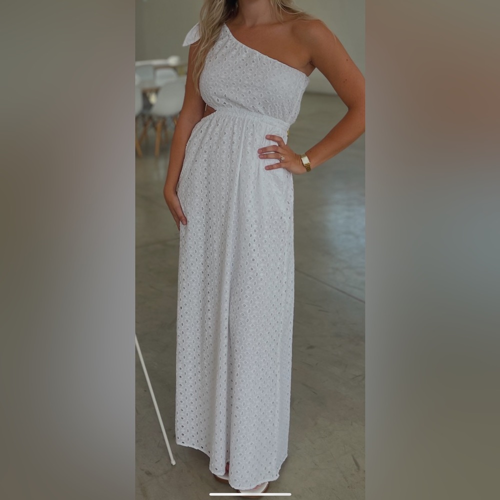 Show Me Your MuMu one shoulder white Maxi dress